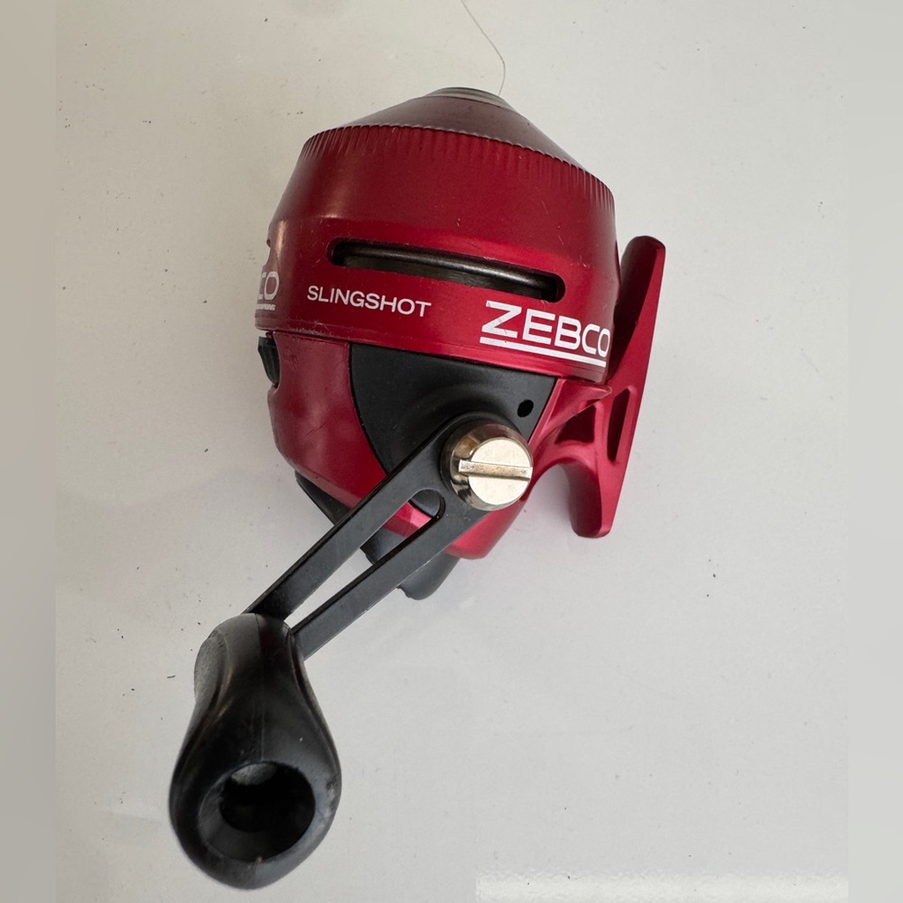 Zebco Slingshot Spincast Reel  202MSLSCRD-GWGO
